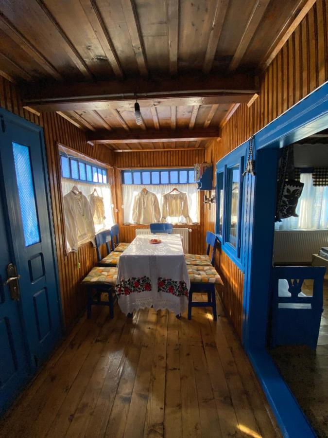 Casuta Tivadar Hotel Bréb Kültér fotó