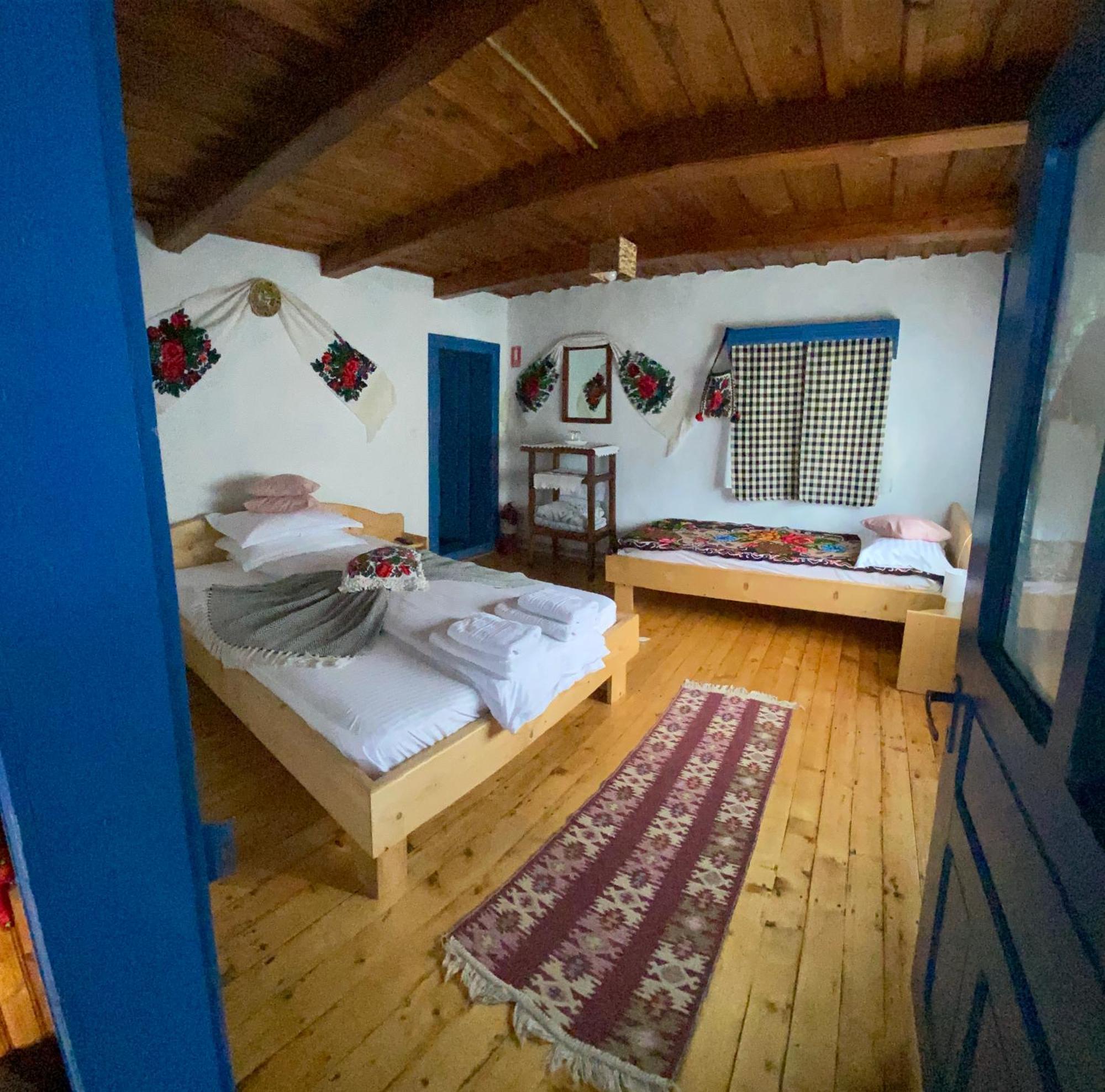 Casuta Tivadar Hotel Bréb Kültér fotó